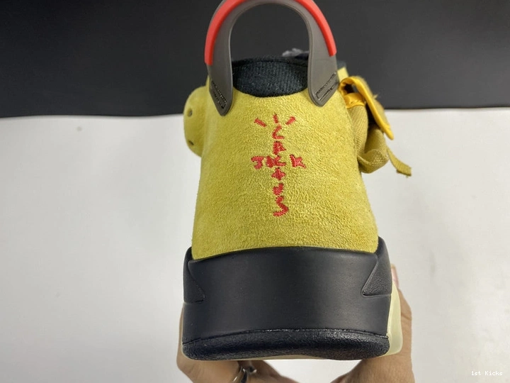 Air Travis  6 x CN1084-300  Scott Jordan 1229